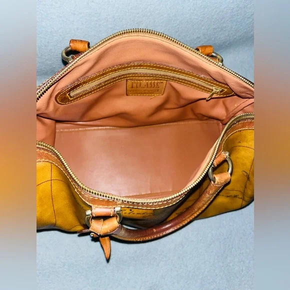 Alviero Martini World Map  Boston Bag - Picture 9 of 14